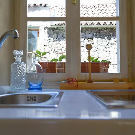 La Divine Apartment Split